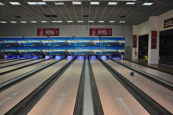 XXL Bowling Competition